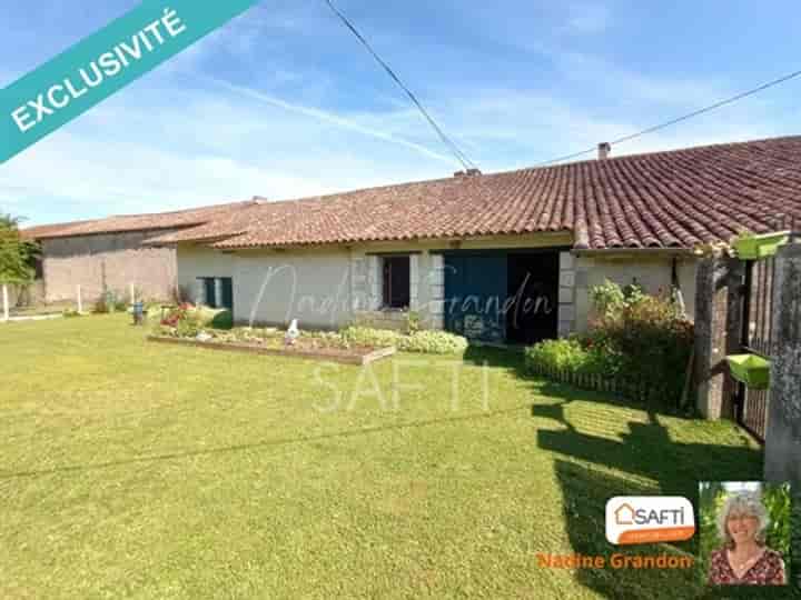 2 bedrooms house for sale in Chalais, France