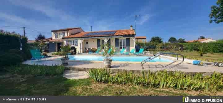 5 bedrooms house for sale in SAINT LAURS, France