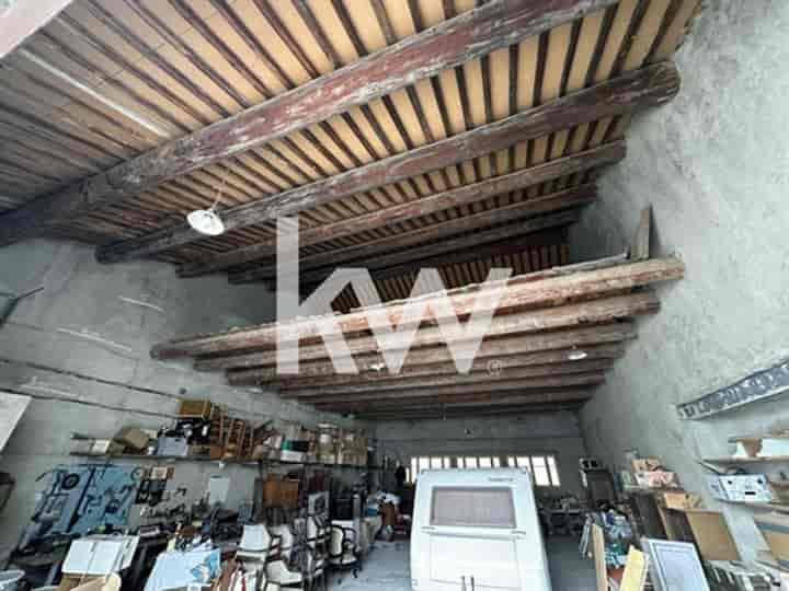 Other for sale in Charleval, France