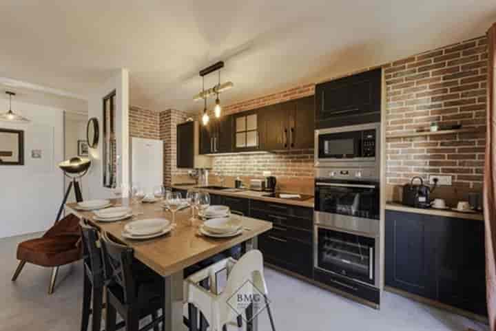 Apartment for sale in Chessy, France