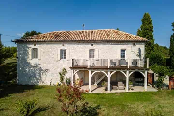 2 bedrooms house for sale in Montaigu-de-Quercy, France