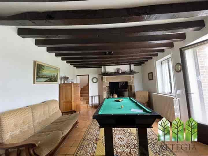 3 bedrooms house for sale in Bonnat, France