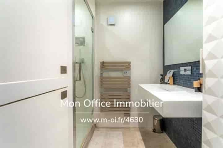 3 bedrooms apartment for sale in Marseille 1er, France