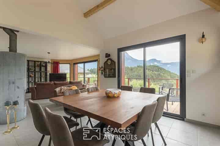 5 bedrooms house for sale in Savines-le-Lac, France