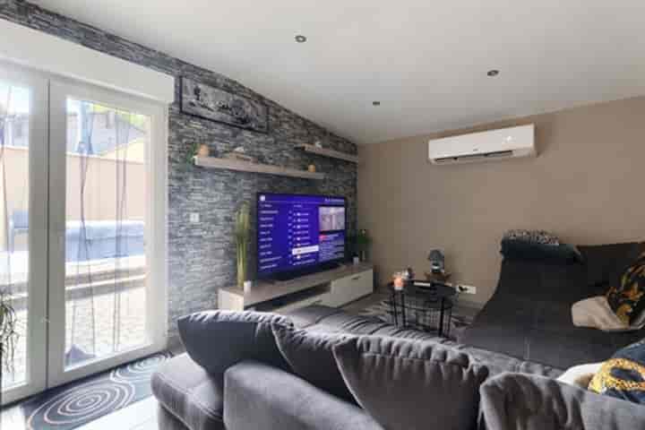 3 bedrooms house for sale in Viviers-sur-Chiers, France