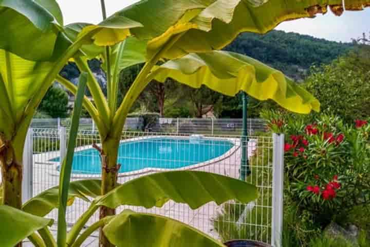 5 bedrooms house for sale in Puy-lEveque, France