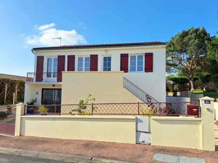 4 bedrooms house for sale in  France