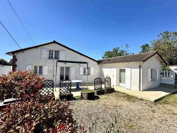 2 bedrooms house for sale in Charente (16), France