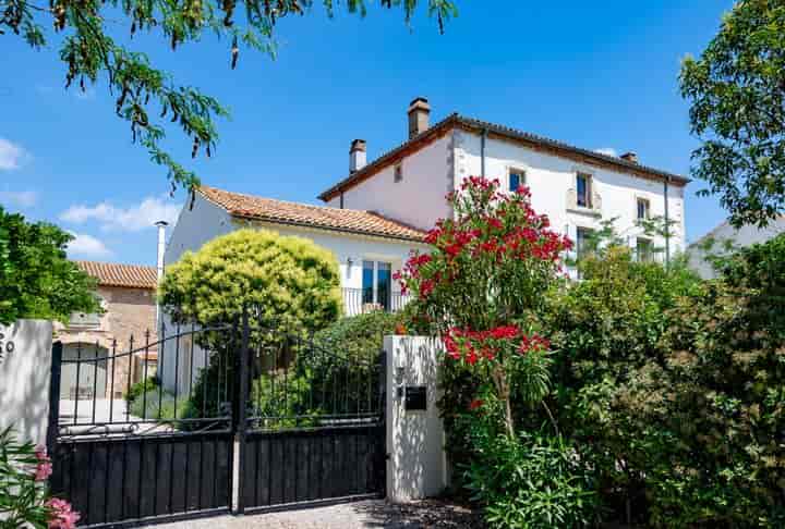 10 bedrooms house for sale in  France