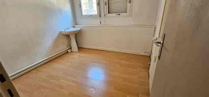 1 bedroom apartment for sale in Limoges, France