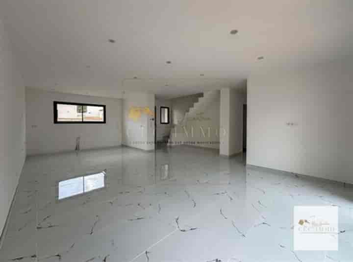 4 bedrooms house for sale in Thuir, France