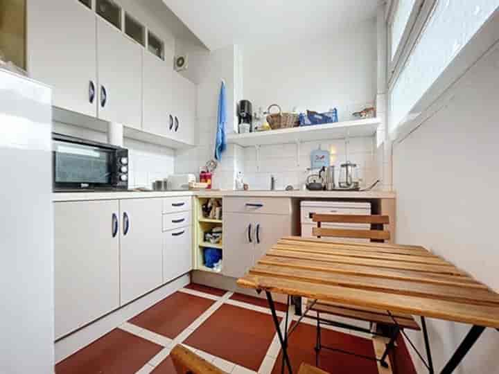 1 bedroom apartment for sale in Royan, France