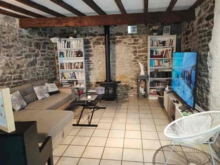 2 bedrooms house for sale in Trausse, France