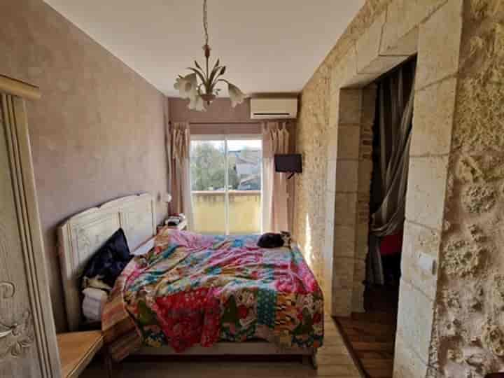 2 bedrooms other for sale in Auch, France