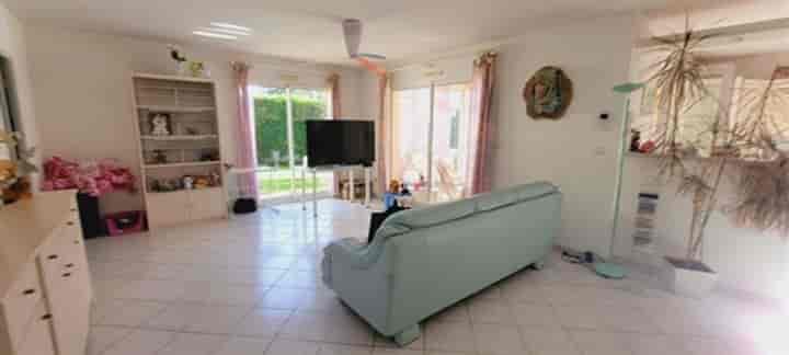 4 bedrooms house for sale in Montardon, France