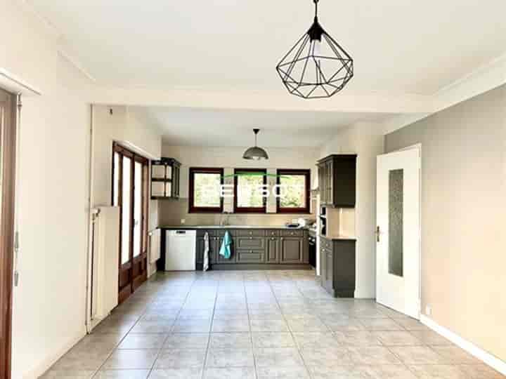 2 bedrooms other for sale in Evian-les-Bains, France