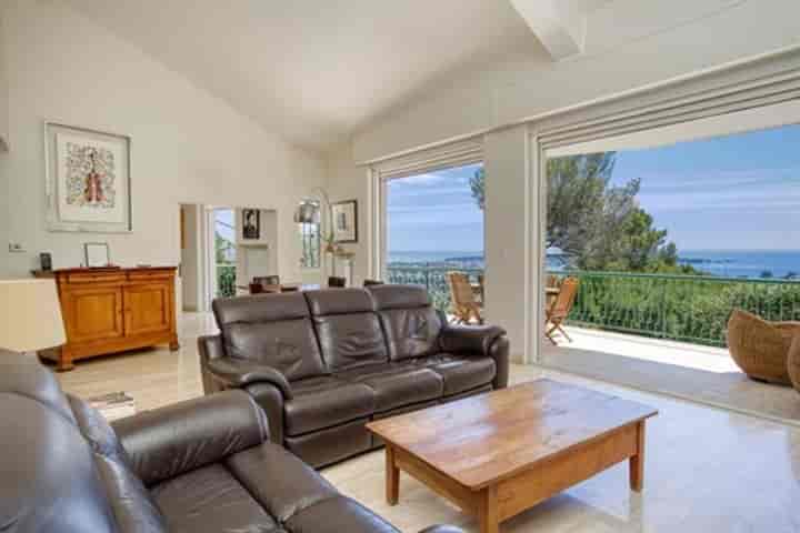 House for sale in Vallauris, France