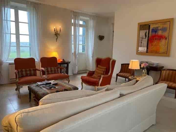 3 bedrooms apartment for sale in Trilport, France