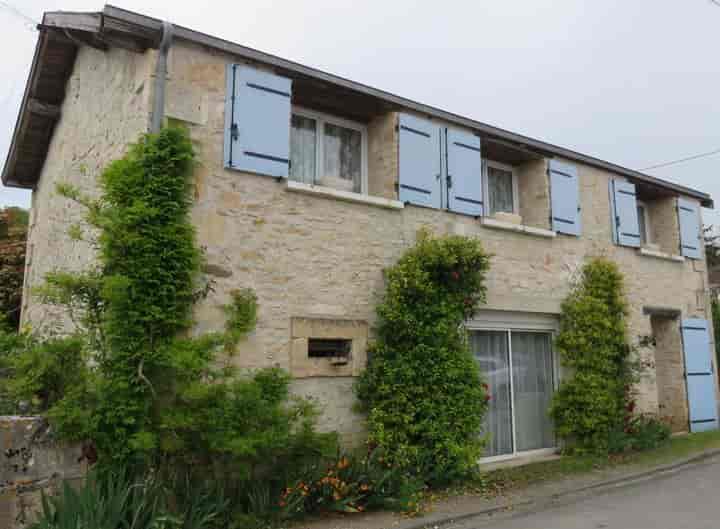 2 bedrooms house for sale in cubjac, France