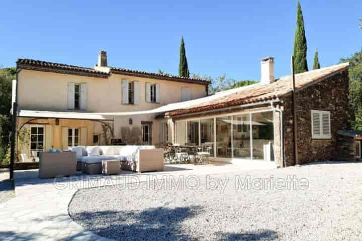 4 bedrooms house for sale in  France