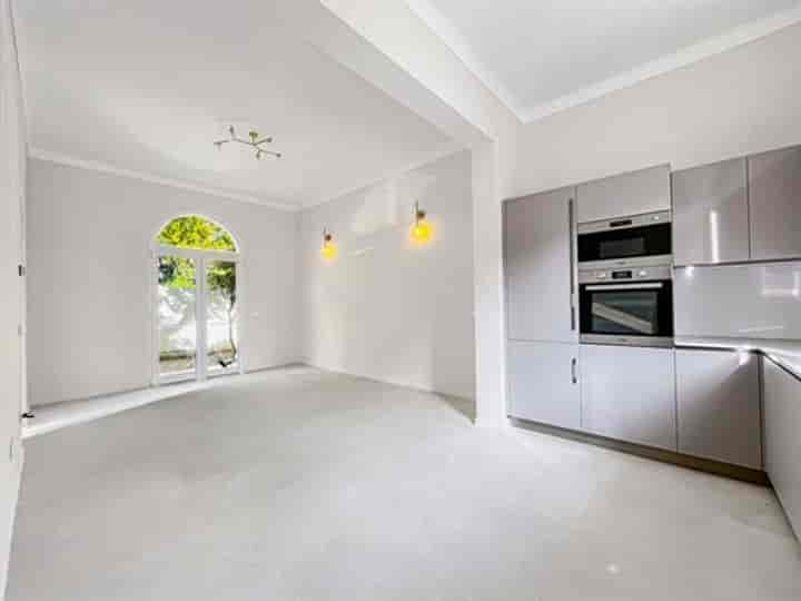 5 bedrooms house for sale in Nice, France