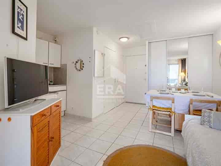 1 bedroom apartment for sale in Canet-en-Roussillon, France