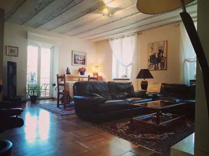 9 bedrooms house for sale in Aiglepierre, France