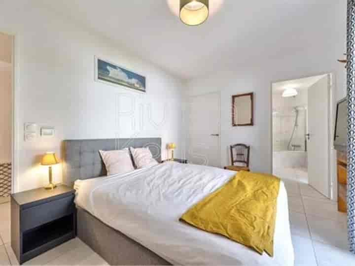 1 bedroom apartment for sale in Antibes, France