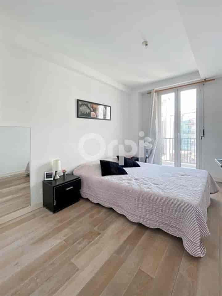 1 bedroom apartment for sale in Nice, France