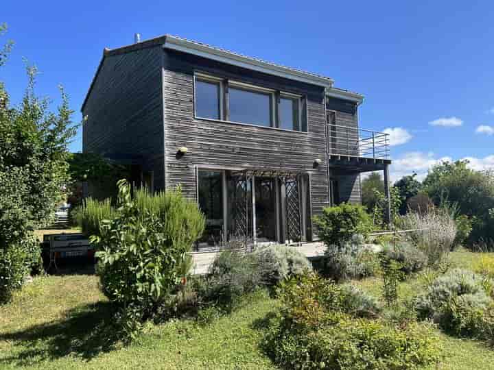 3 bedrooms house for sale in meschers sur gironde, France