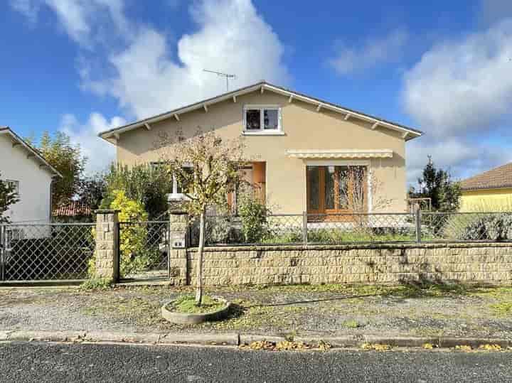 4 bedrooms house for sale in confolens, France