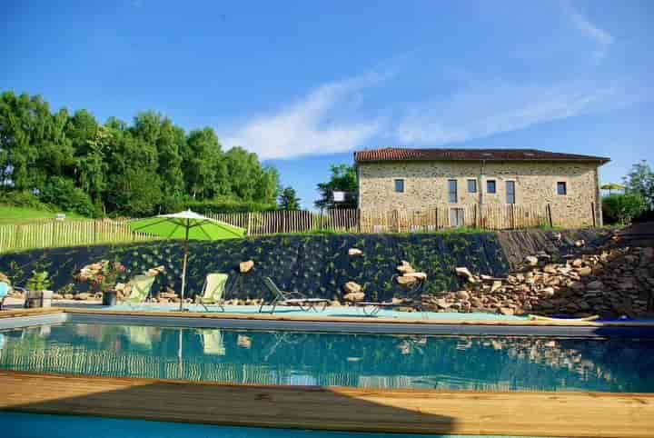 12 bedrooms house for sale in 25 KM NORD-EST DE FIGEAC, France