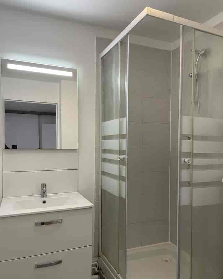 2 bedrooms apartment for sale in Savigny-le-Temple, France