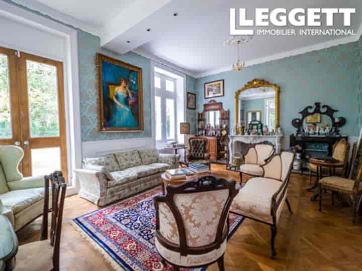 5 bedrooms house for sale in Loches, France