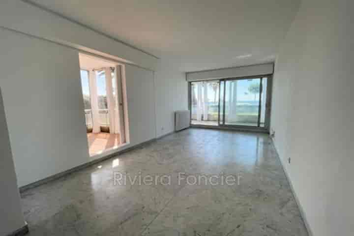 2 bedrooms apartment for sale in Cannes, France