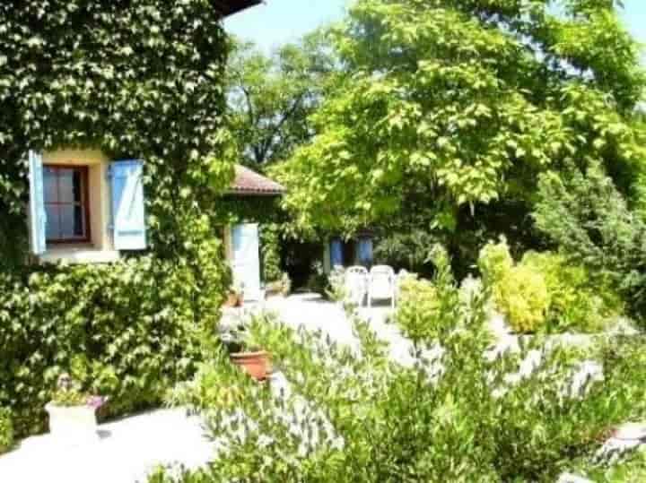 5 bedrooms house for sale in Soublecause, France