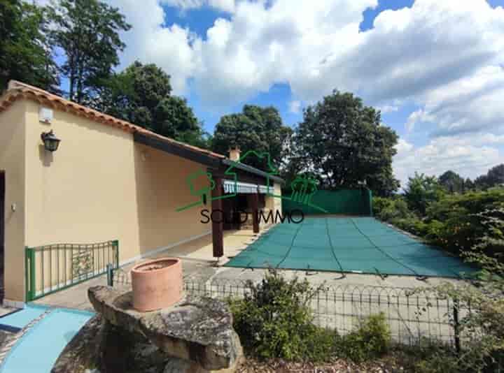 5 bedrooms house for sale in Rocher, France