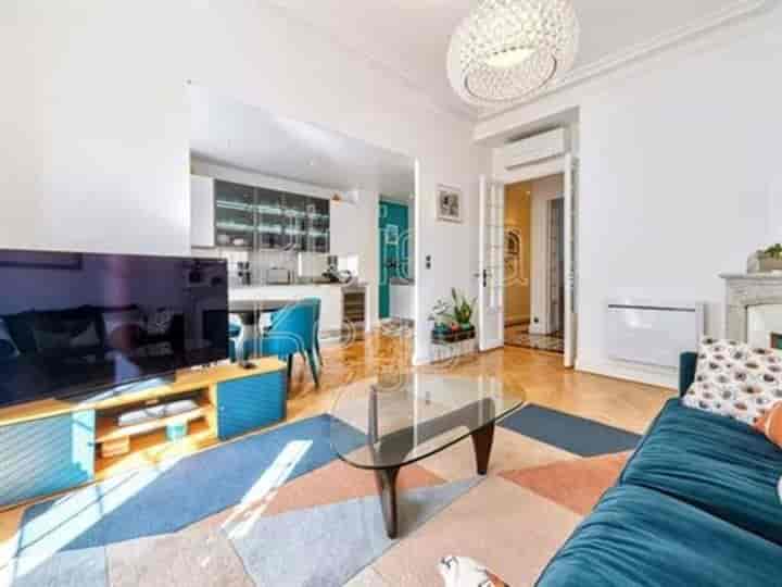 1 bedroom apartment for sale in Nice, France