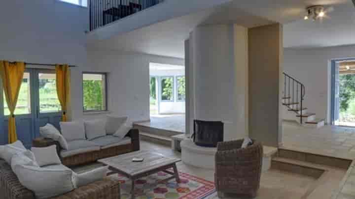 4 bedrooms house for sale in Chantemerle-les-Grignan, France