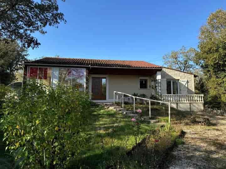 3 bedrooms house for sale in vers, France