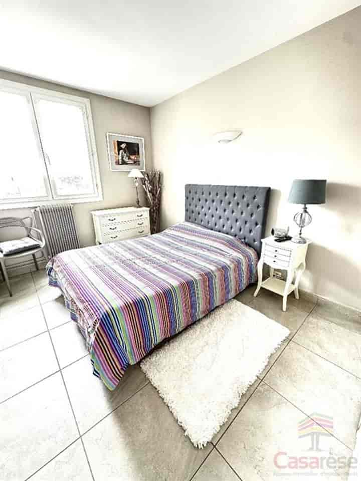 1 bedroom other for sale in Lyon 3eme, France