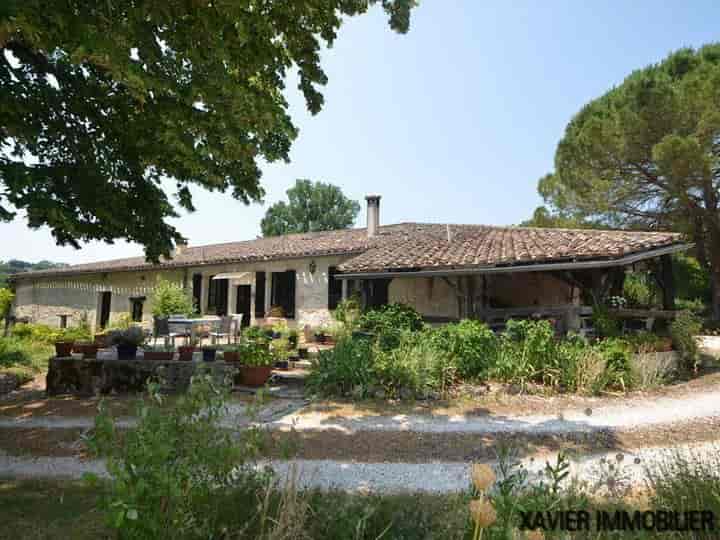 4 bedrooms house for sale in  France