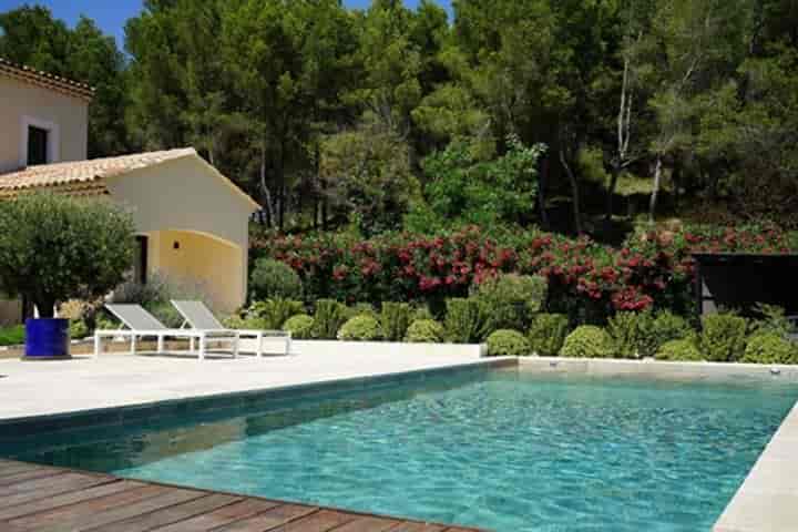 5 bedrooms house for sale in Paradou, France