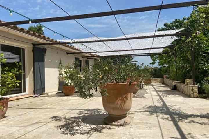 2 bedrooms house for sale in Arles, France