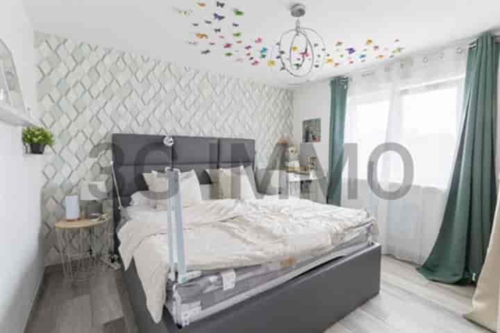 2 bedrooms apartment for sale in Achenheim, France