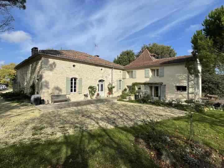 8 bedrooms house for sale in LAGARDE FIMARCON, France