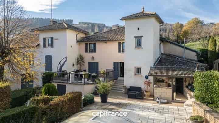 14 bedrooms house for sale in Julienas, France