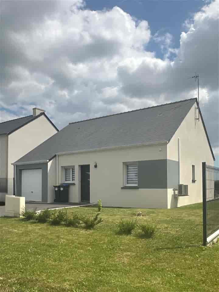 2 bedrooms house for sale in Morbihan (56), France