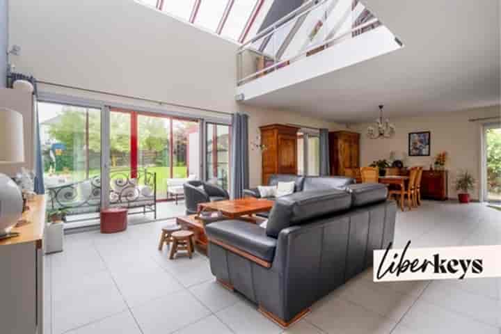 5 bedrooms house for sale in Mareuil-les-Meaux, France