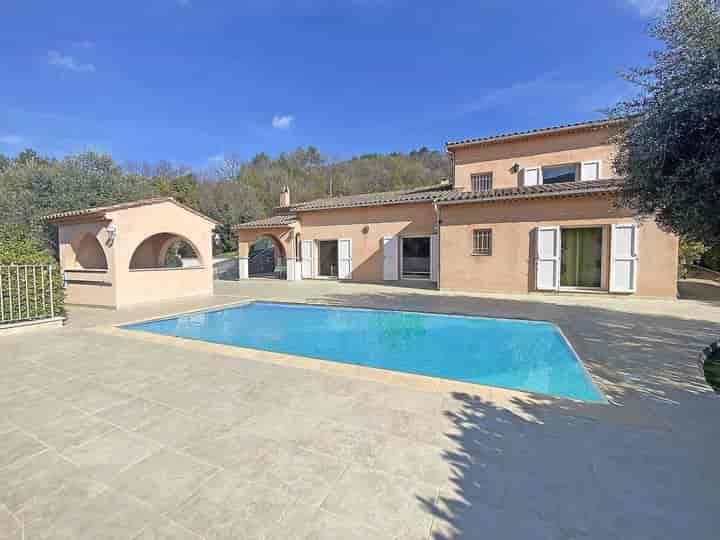 4 bedrooms house for sale in  France